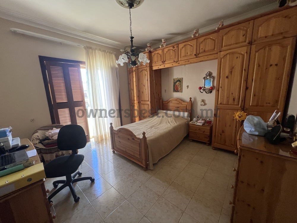 villa-in-attard