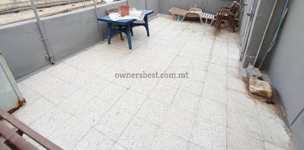 maisonette-solitary-in-birkirkara