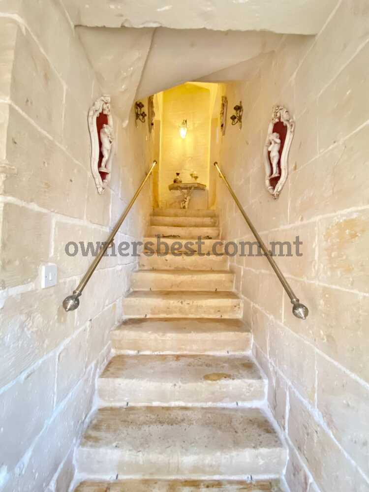 house-of-character-in-qormi