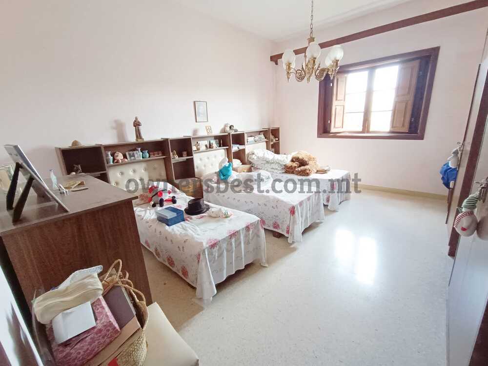terraced-house-in-birkirkara