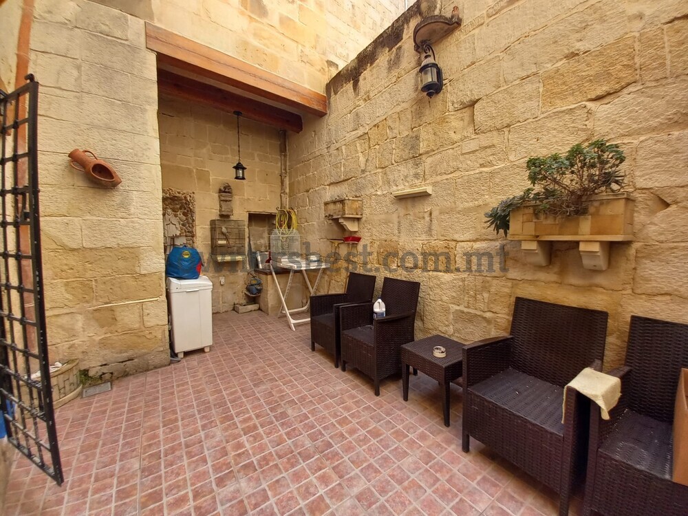 house-of-character-in-birkirkara