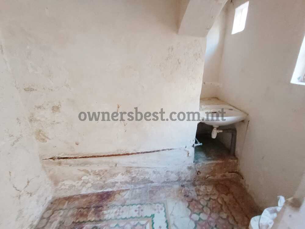 house-of-character-in-safi