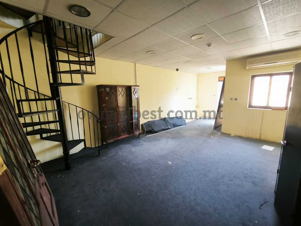 maisonette-solitary-in-birkirkara