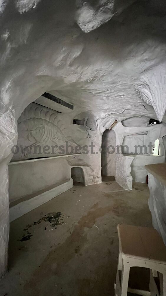 commercial-in-bugibba