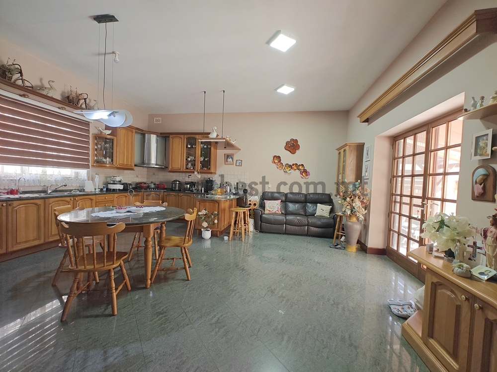 bungalow-in-marsascala