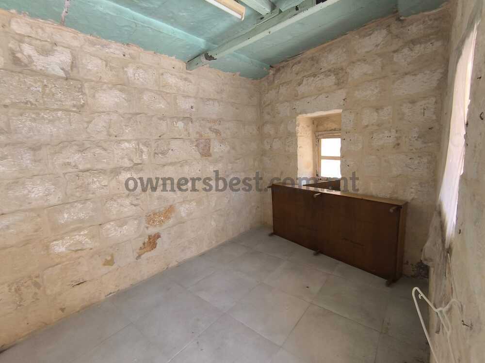 house-of-character-in-qormi