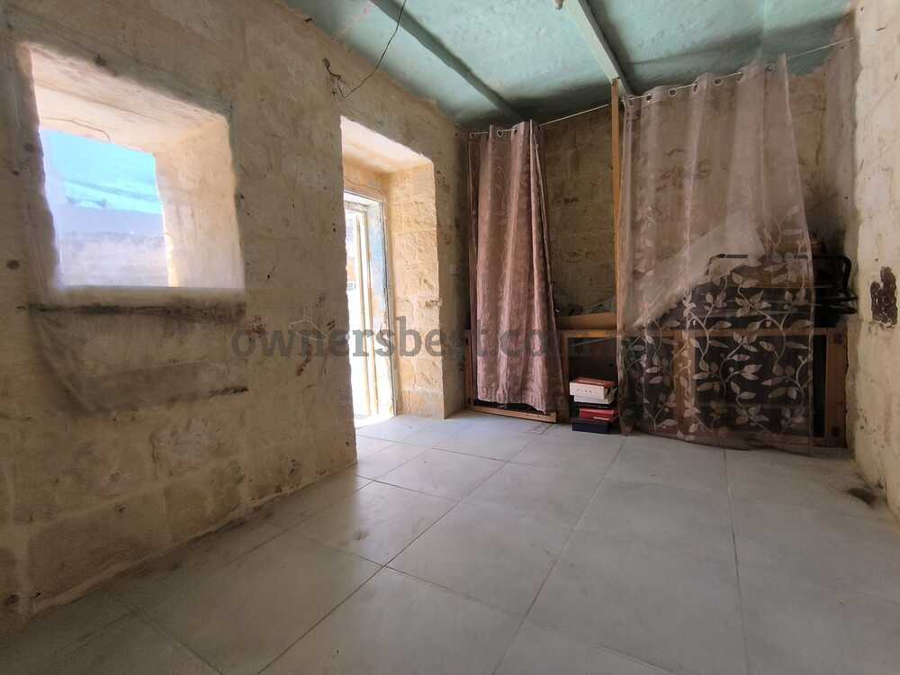house-of-character-in-qormi