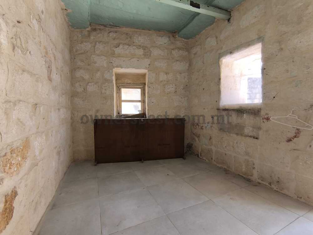 house-of-character-in-qormi