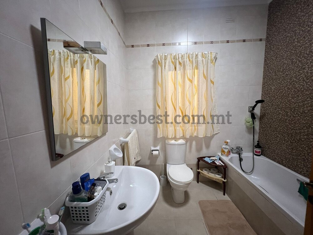 penthouse-in-st-venera