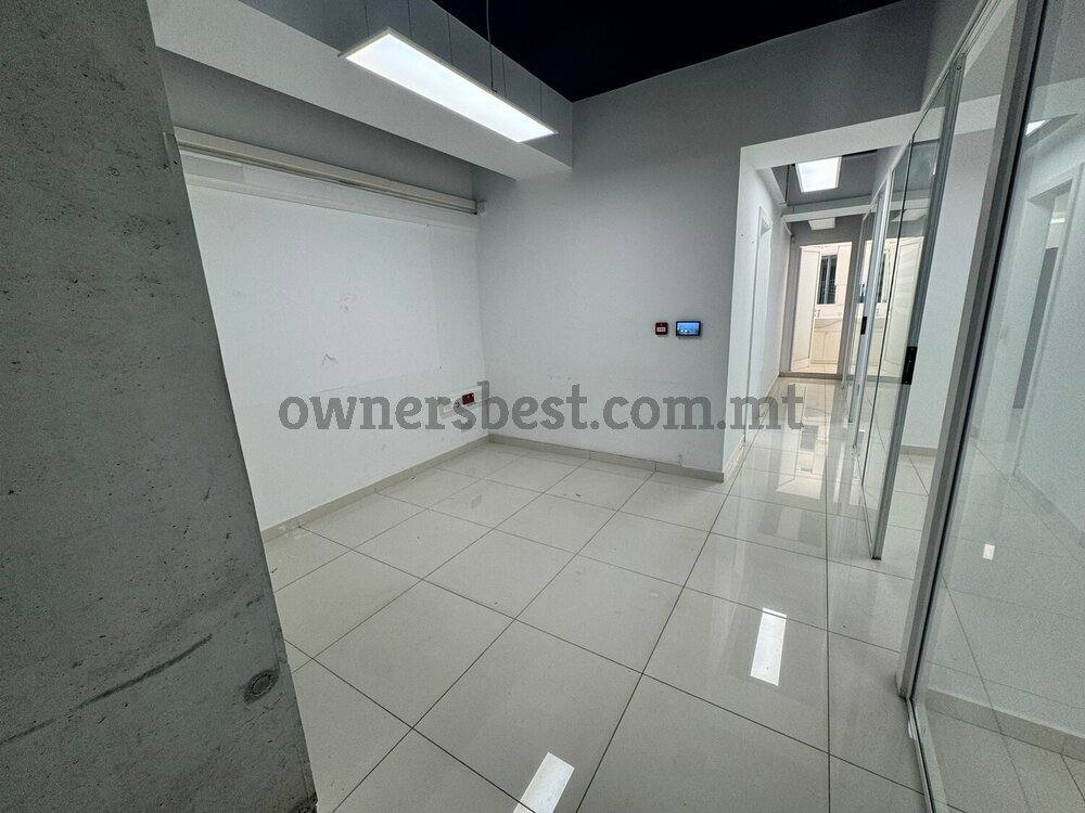 commercial-in-st-julians