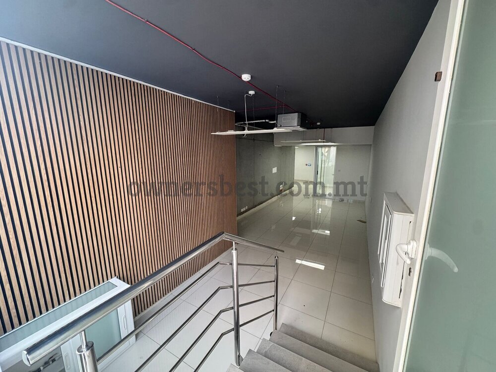 commercial-in-st-julians