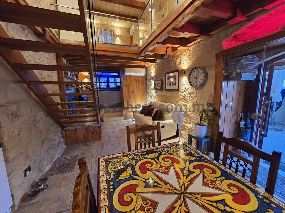 farmhouse-in-qawra