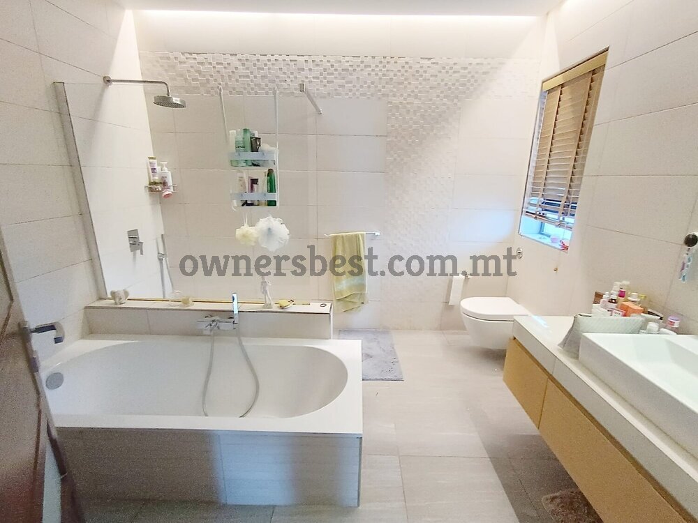 penthouse-in-pieta