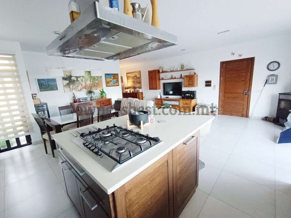penthouse-in-pieta