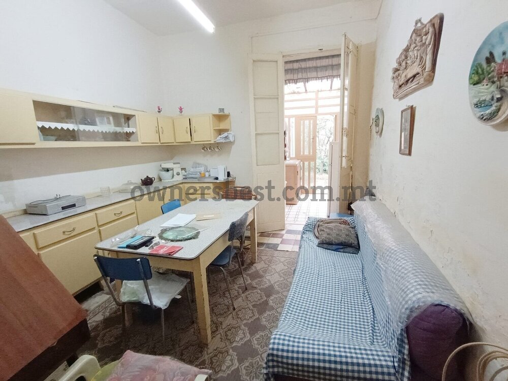 townhouse-in-hamrun