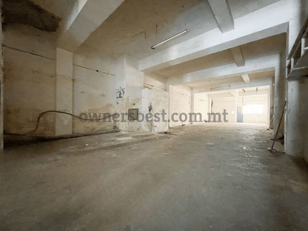 garage-street-level-in-msida