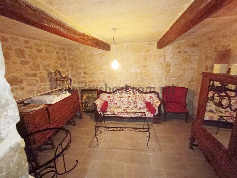 house-of-character-in-tarxien