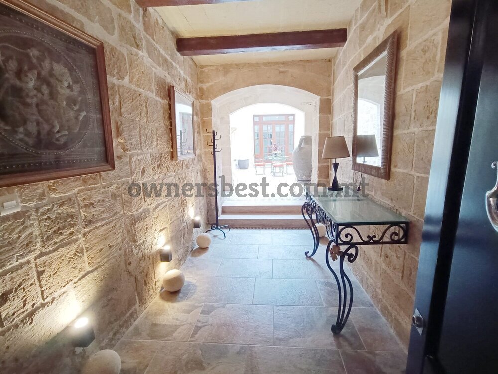 house-of-character-in-tarxien