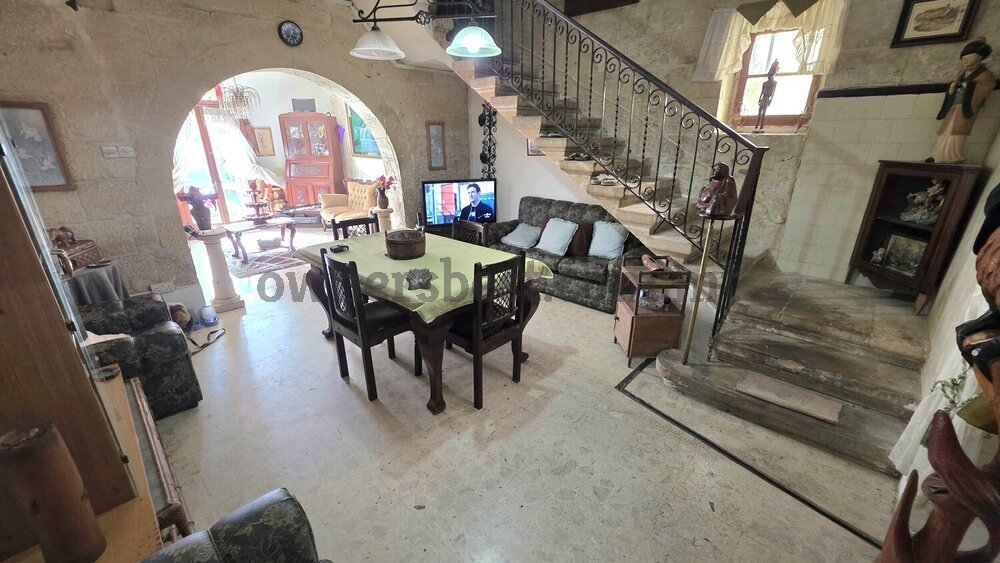 townhouse-in-kalkara