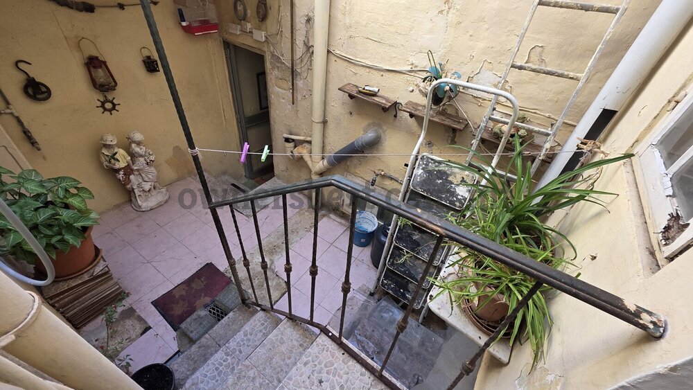 townhouse-in-kalkara