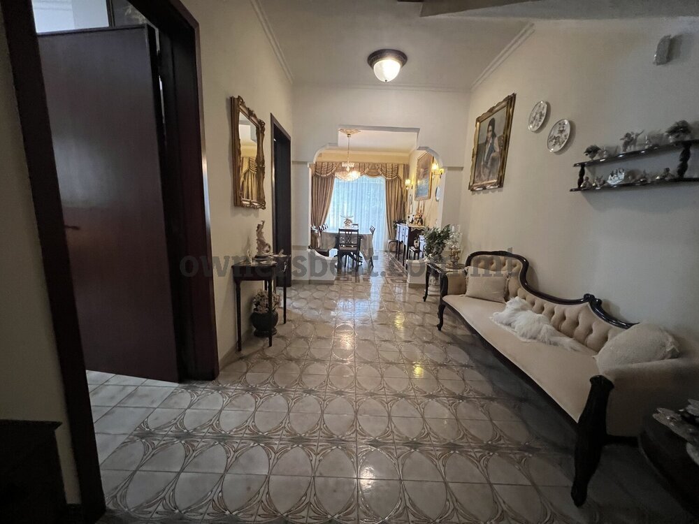 villa-in-attard