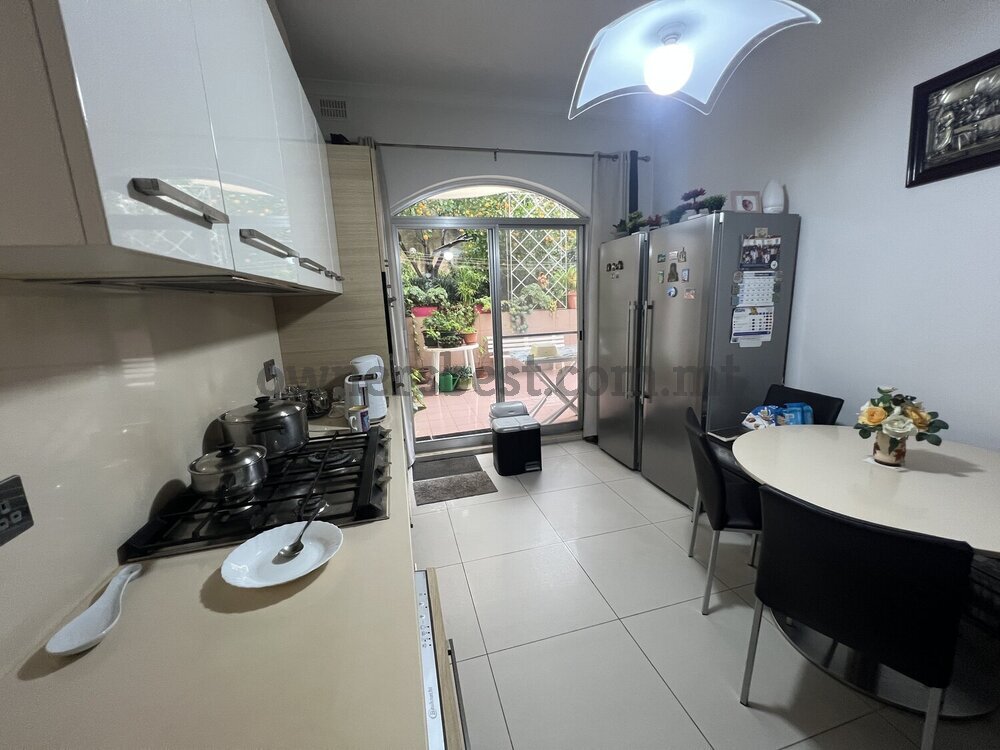 villa-in-attard