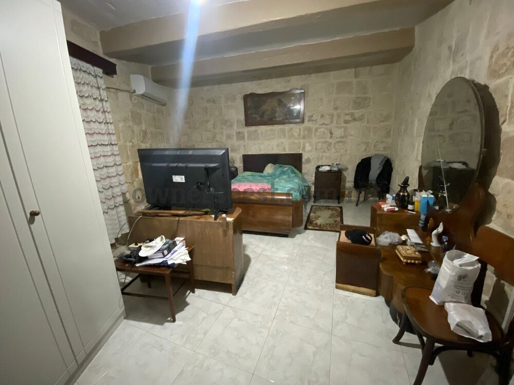 house-of-character-in-qormi