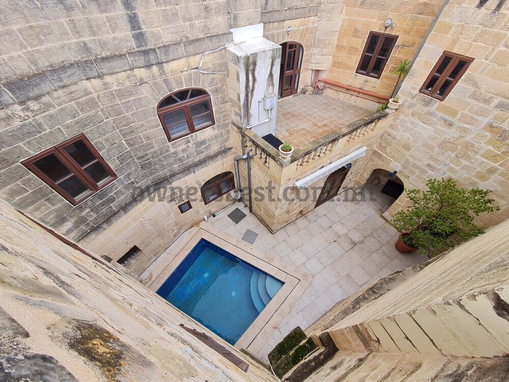 house-of-character-in-attard
