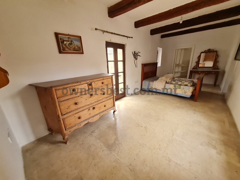 house-of-character-in-attard