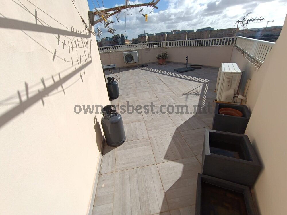 maisonette-solitary-in-san-gwann