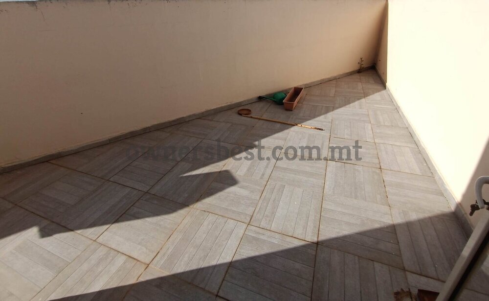 maisonette-solitary-in-san-gwann
