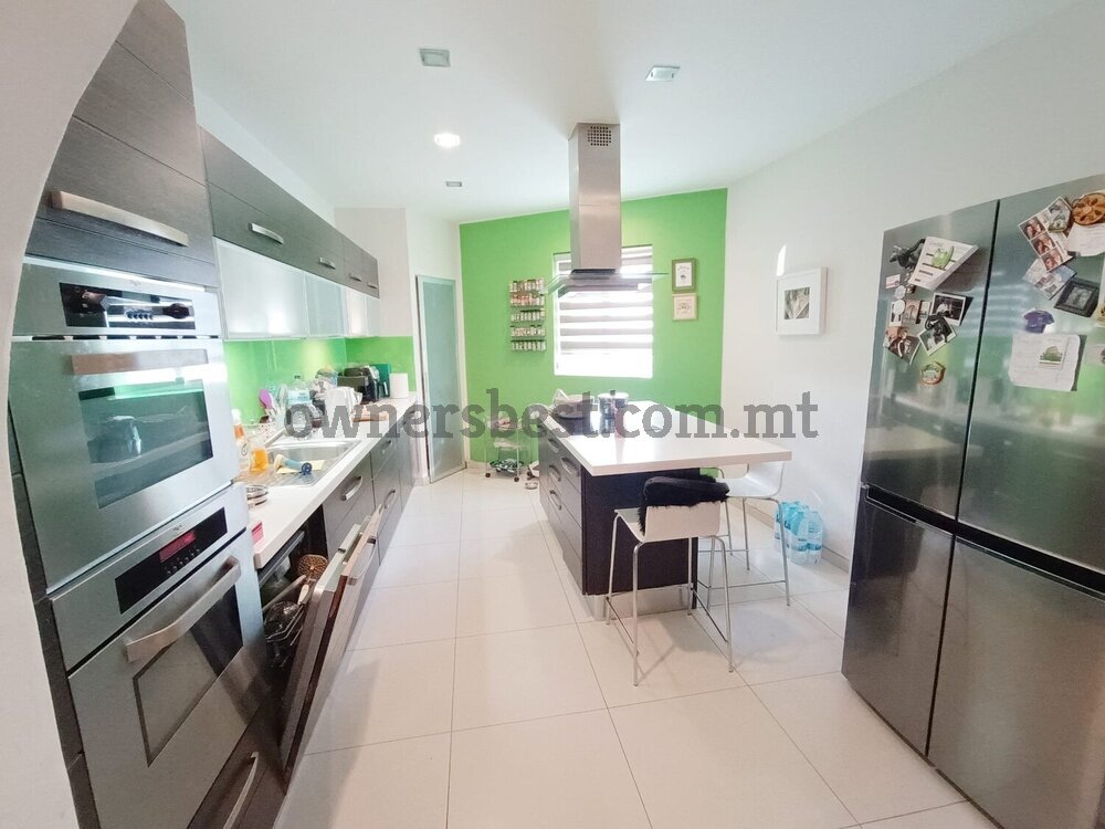 maisonette-solitary-in-san-gwann