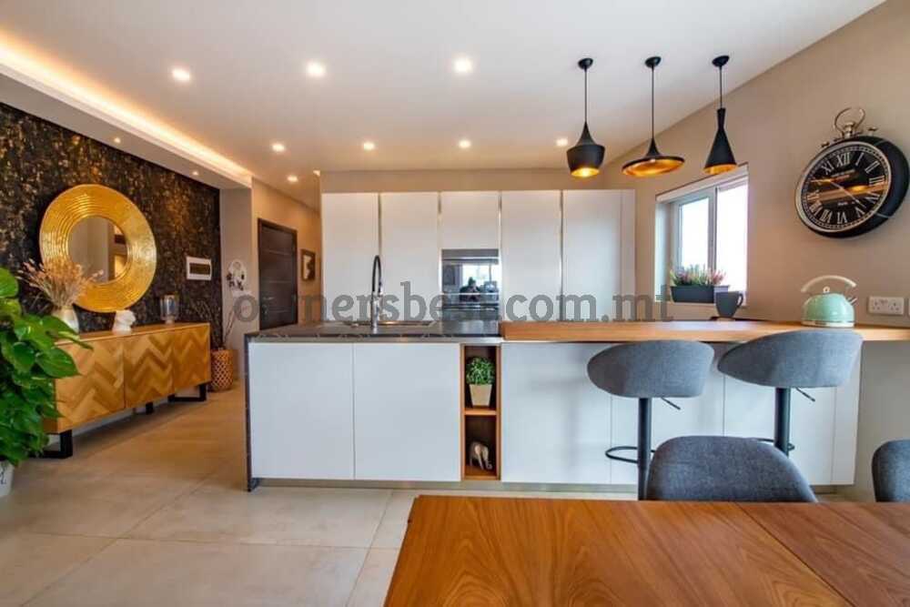 penthouse-in-naxxar