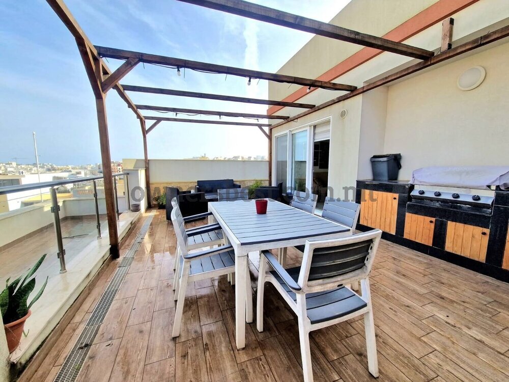 penthouse-in-marsascala