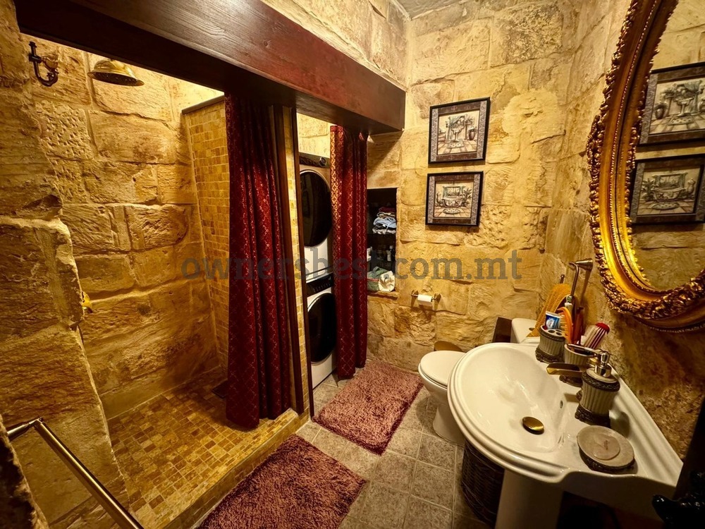 house-of-character-in-qrendi