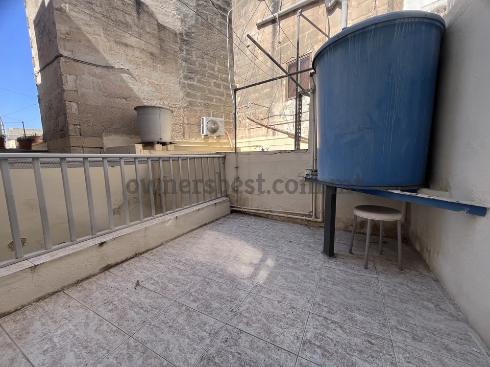 townhouse-in-st-venera