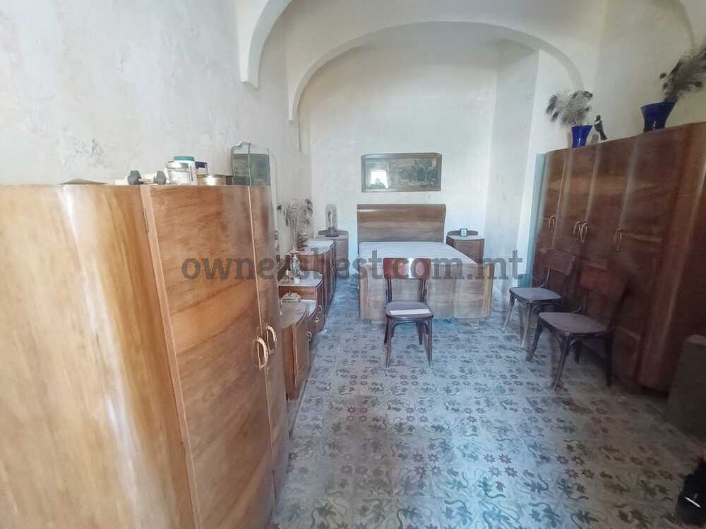 house-of-character-in-zebbug