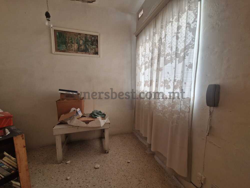 terraced-house-in-mosta