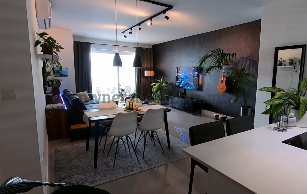 apartment-in-bahar-ic-caghaq