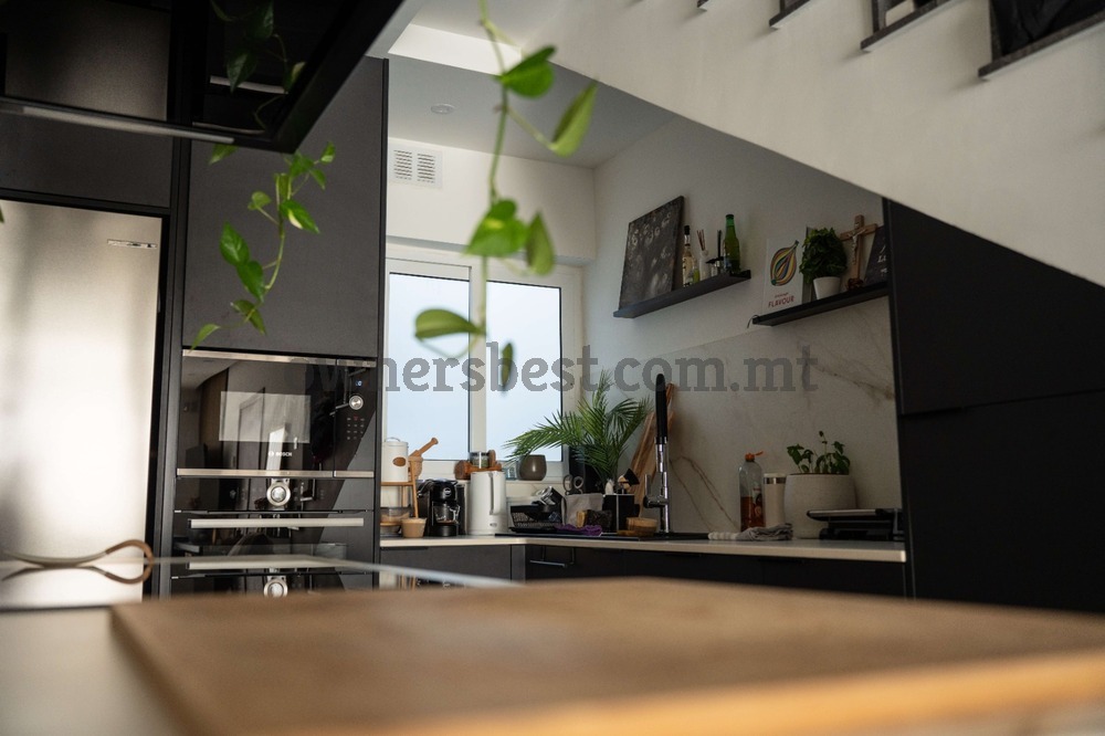 penthouse-in-naxxar