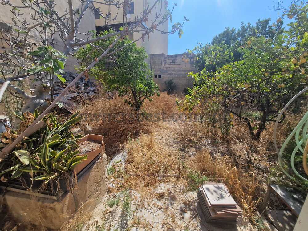 house-of-character-in-qormi