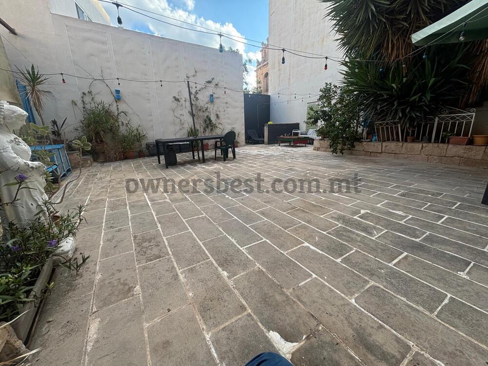 house-of-character-in-birkirkara