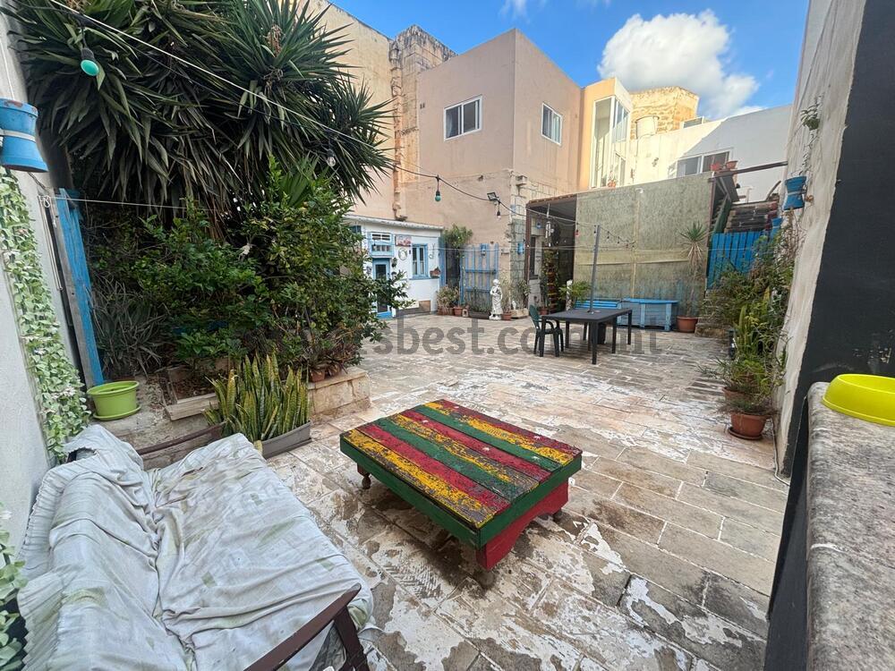 house-of-character-in-birkirkara