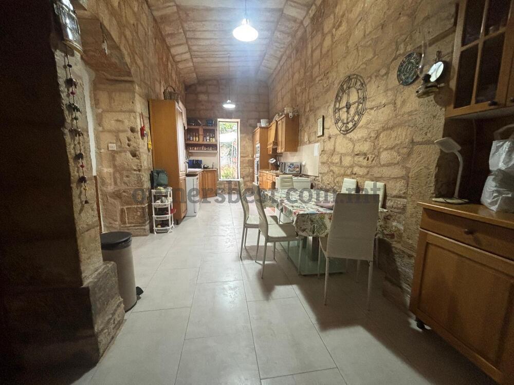 house-of-character-in-birkirkara