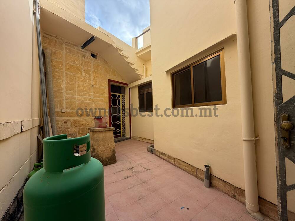 townhouse-in-safi