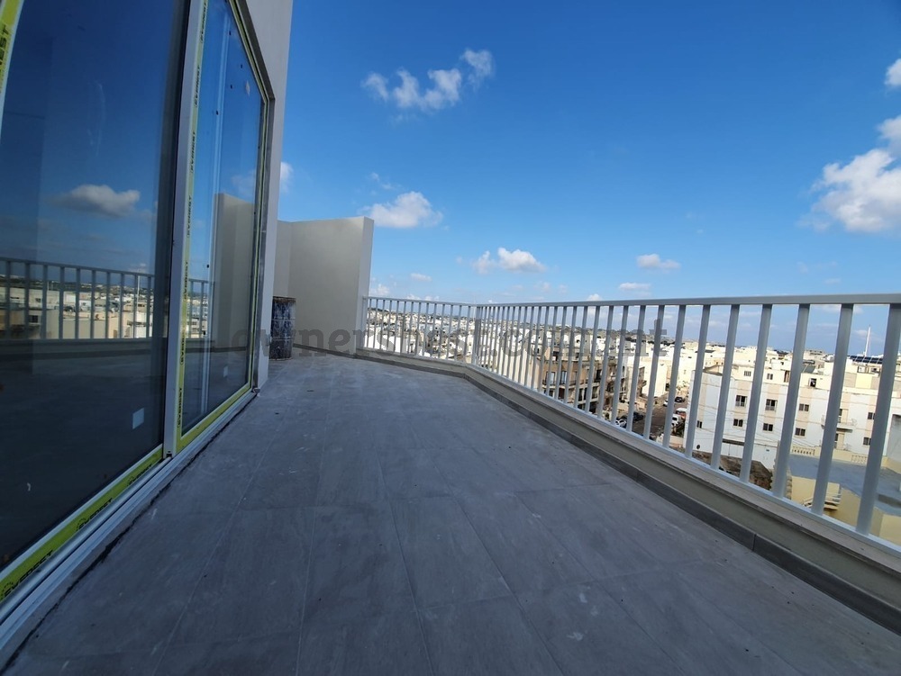 penthouse-in-mosta