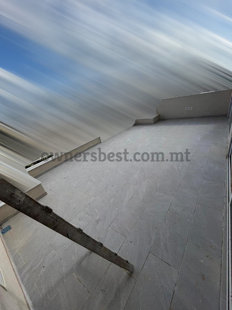 penthouse-in-zabbar
