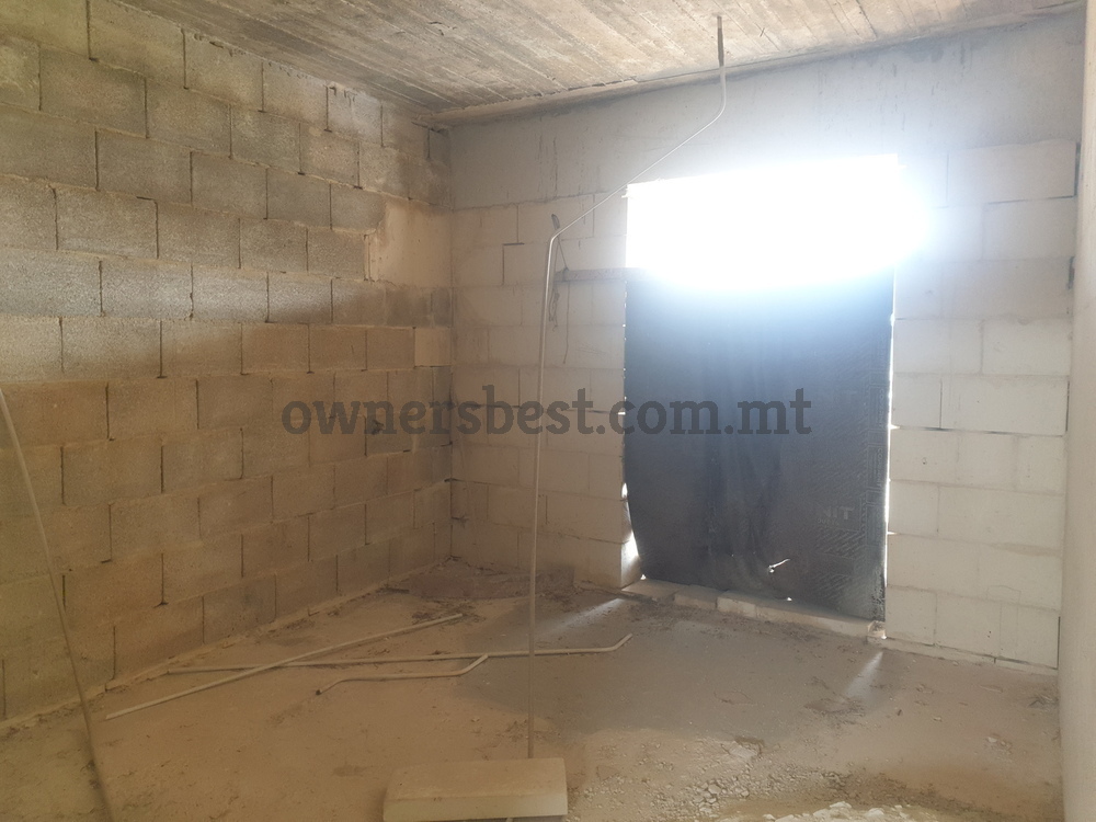terraced-house-in-zabbar