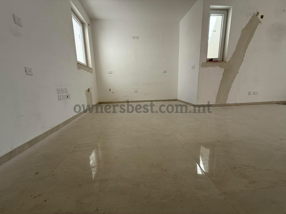 penthouse-in-naxxar