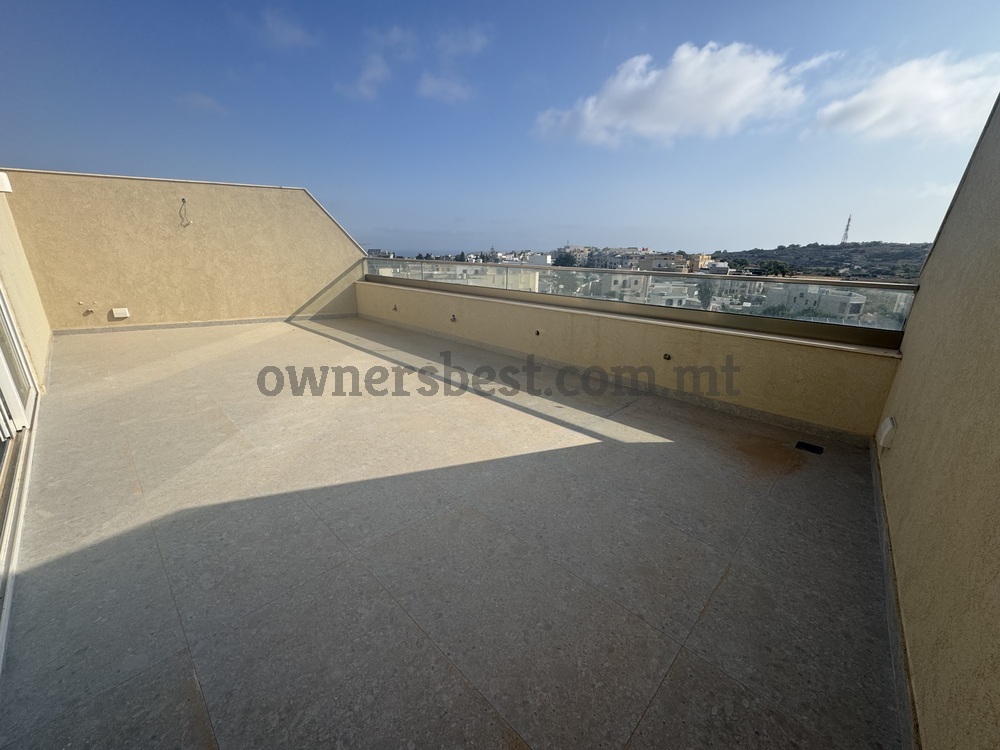 penthouse-in-naxxar